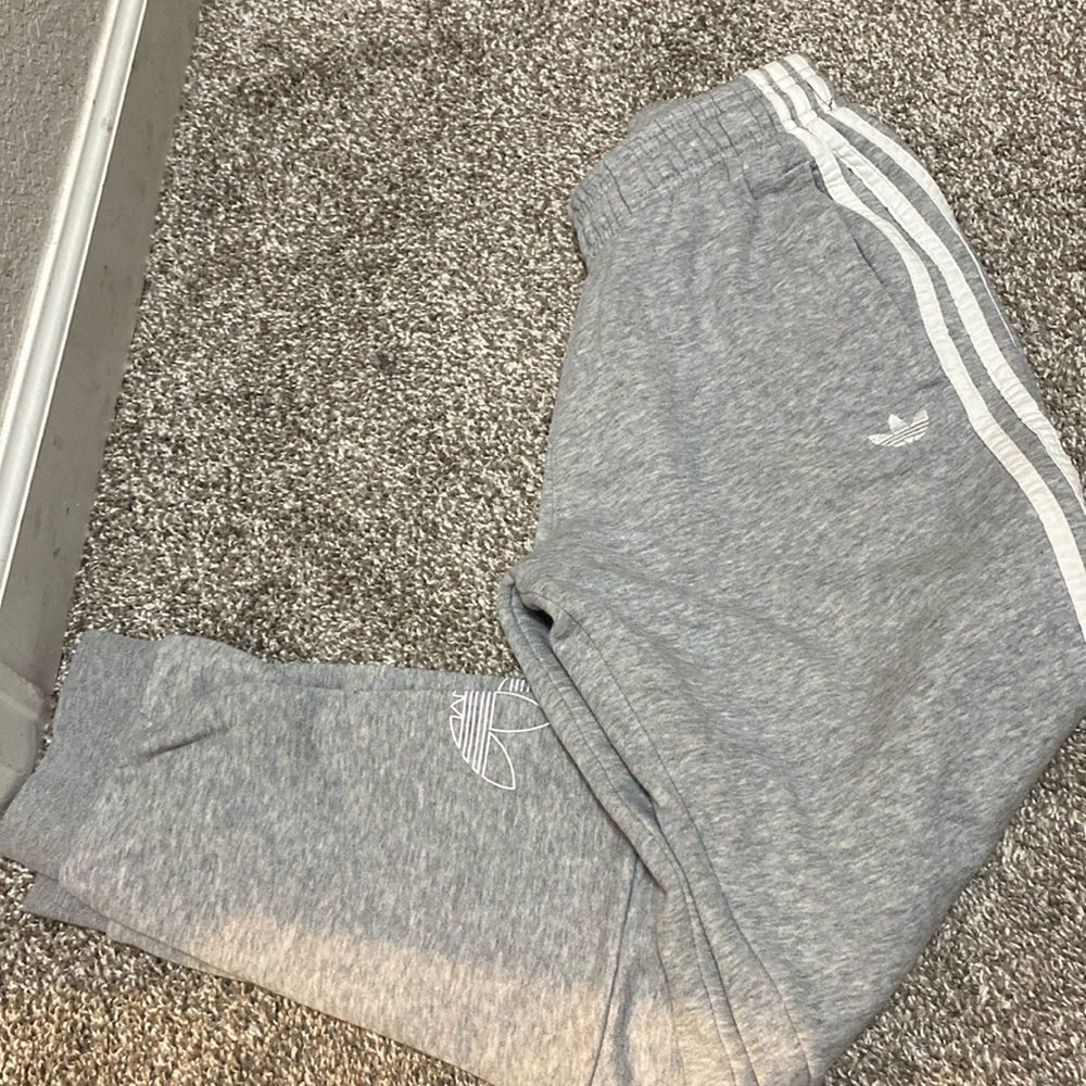 adidas jogger youth medium